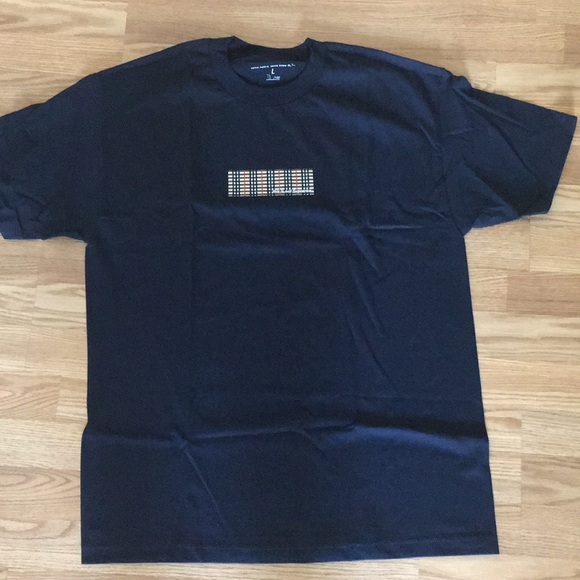 NWT Aaron’s World Box Logo s/s tshirt Black size L - Picture 2 of 4